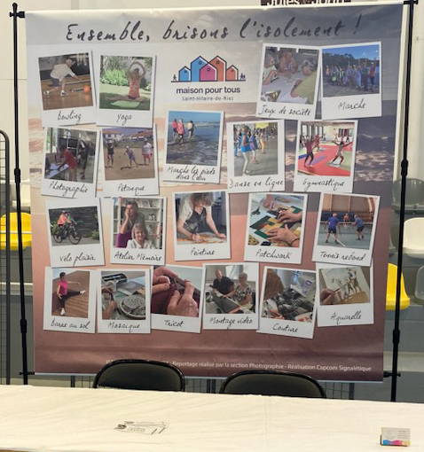 Mur d'image imprimé pour stand au forum des associations.